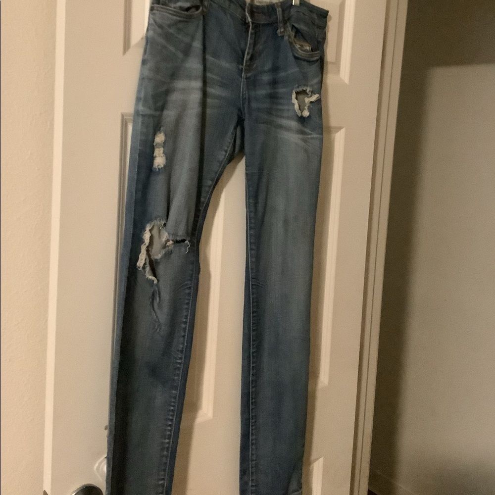 Distressed LightWash Jeans